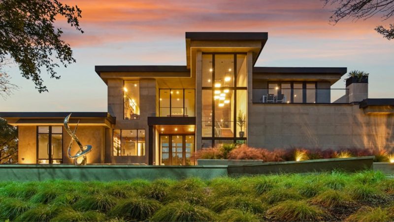 Musterinserat: Modernes Familienhaus mit Garten