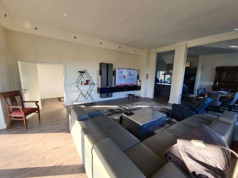 Einfamilienhaus in Einzellage in unmittelbarer Stadtnähe