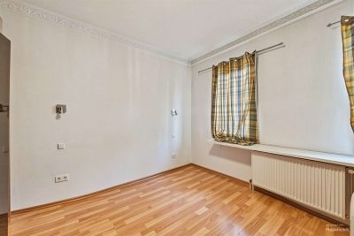Zwei Häuser, viele Optionen: Wohnen und vermieten in Remagen-Oberwinter