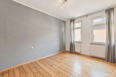 Zwei Häuser, viele Optionen: Wohnen und vermieten in Remagen-Oberwinter
