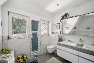 Großzügig modernisiertes Wohnhaus mit großem Garten, Weitblick und Einliegerbereich
