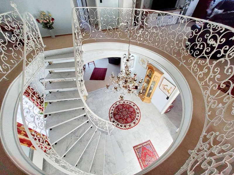 Großzügig modernisiertes Wohnhaus mit großem Garten, Weitblick und Einliegerbereich