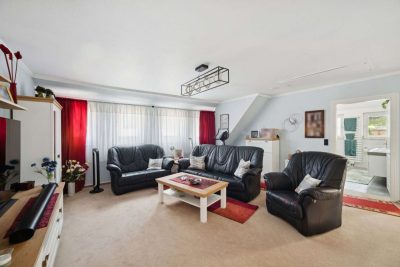 Großzügig modernisiertes Wohnhaus mit großem Garten, Weitblick und Einliegerbereich